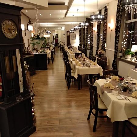 Hotel Jaegerhof Майен Экстерьер фото