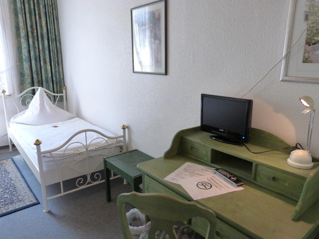 Hotel Jaegerhof Майен Номер фото